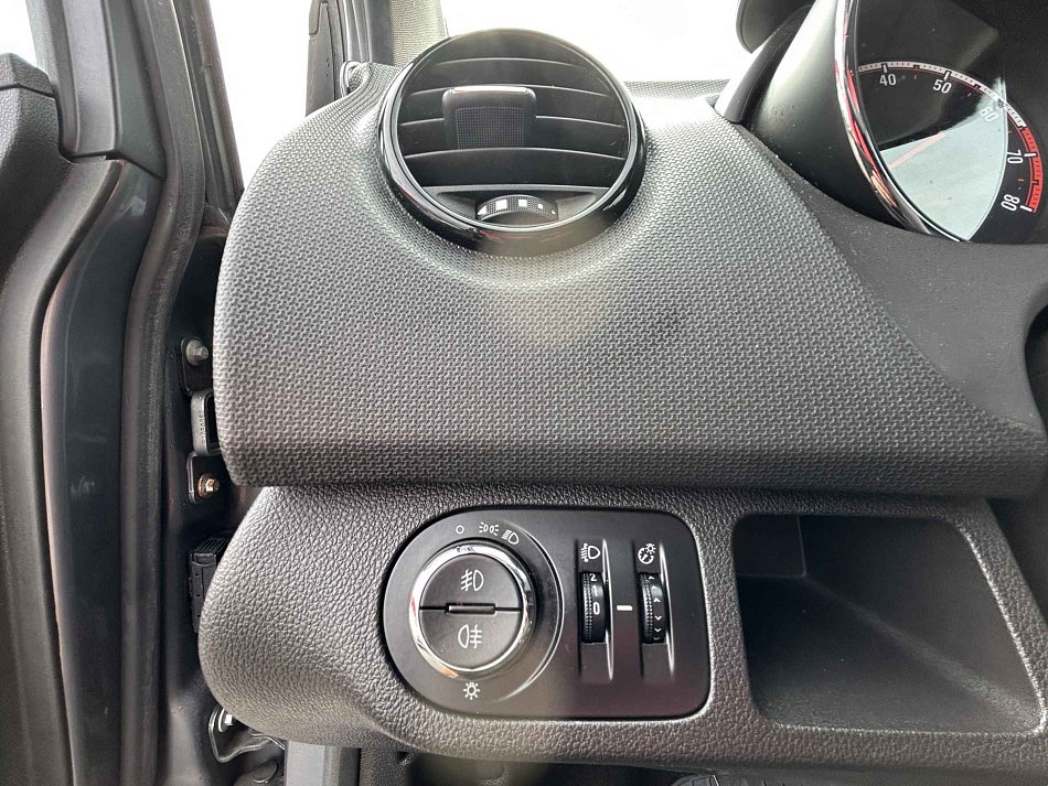Opel Meriva 1.4i 