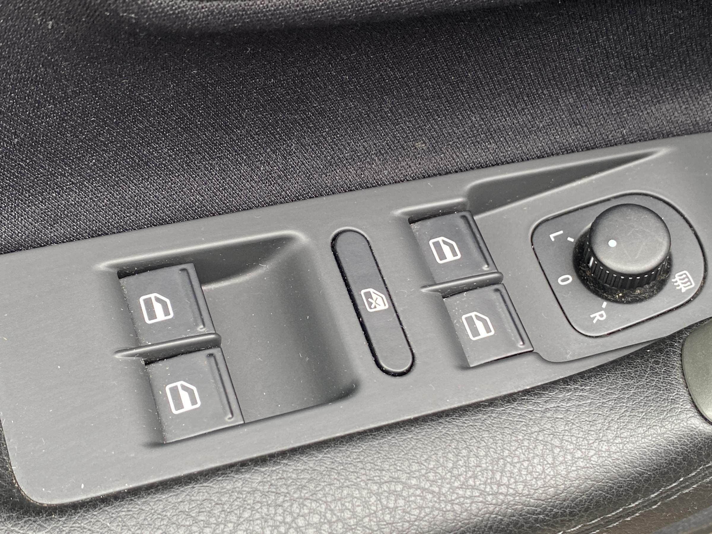 Volkswagen CC, 2012 - pohled č. 13