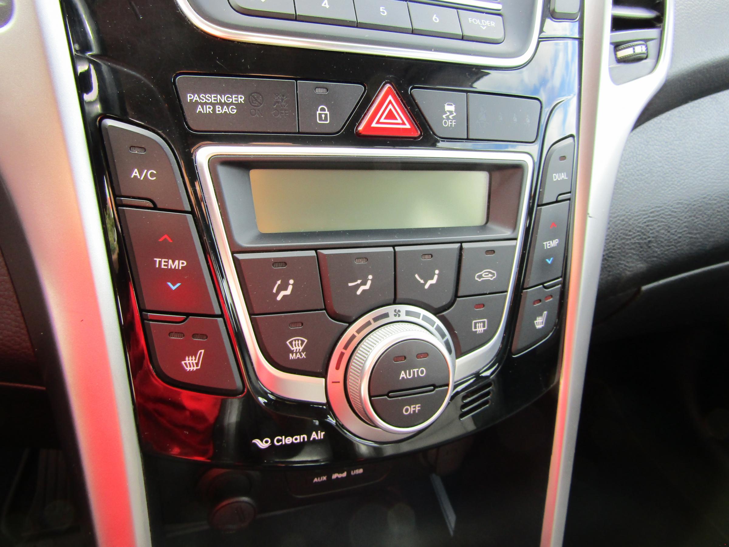 Hyundai i30, 2013 - pohled č. 11