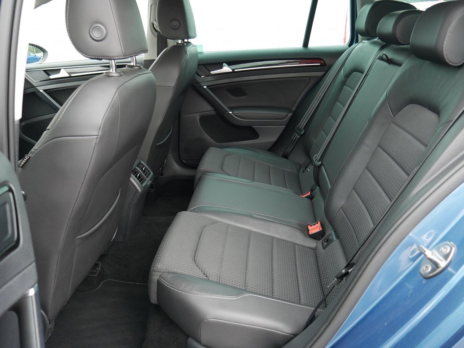 Volkswagen Golf 1.4TSI Highline