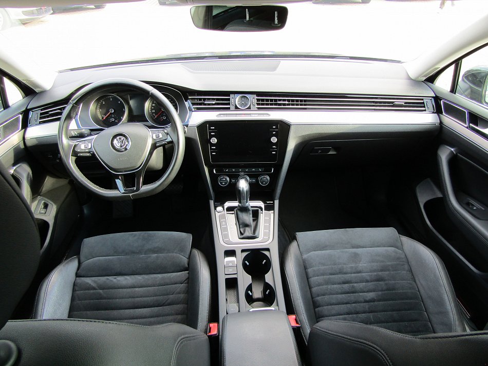 Volkswagen Passat 2.0TDi Highline