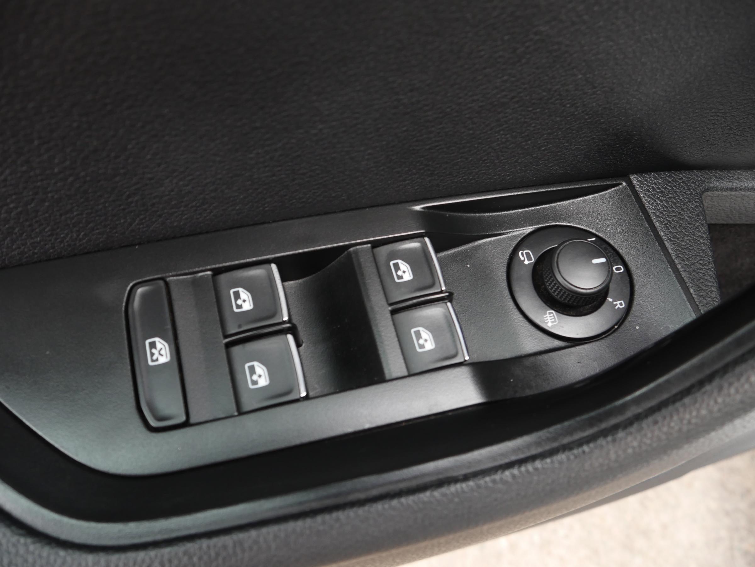 Škoda Superb III, 2017 - pohled č. 15