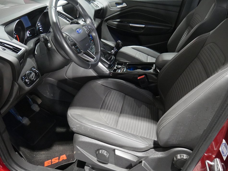 Ford Kuga 1.5 TDCI 