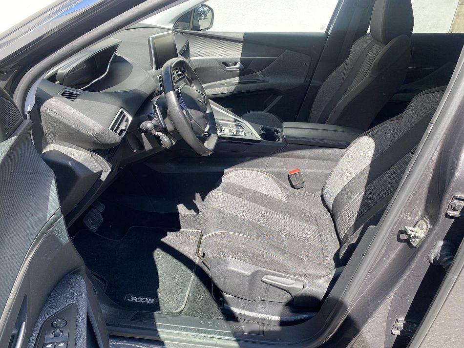 Peugeot 3008 1.2PT Allure