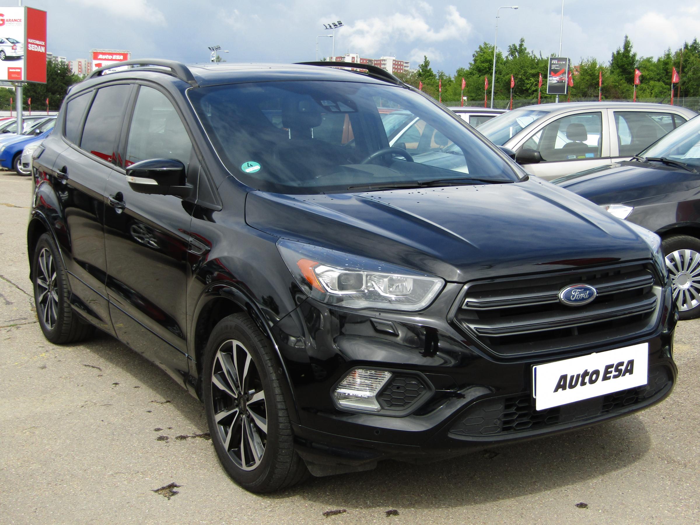 Ford Kuga, 2017 - celkový pohled