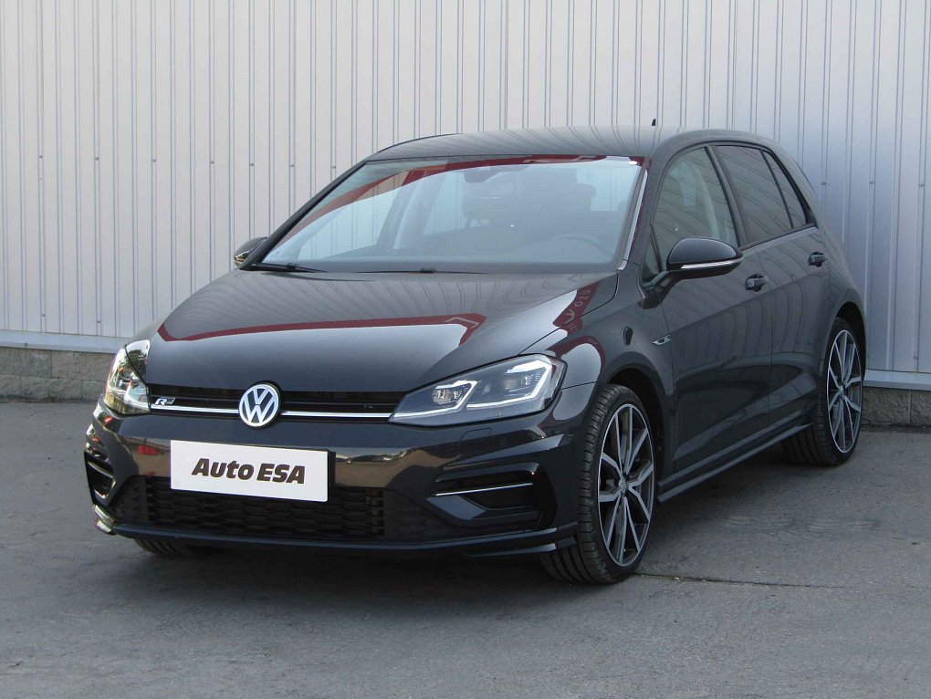 Volkswagen Golf 1.5 TSi 