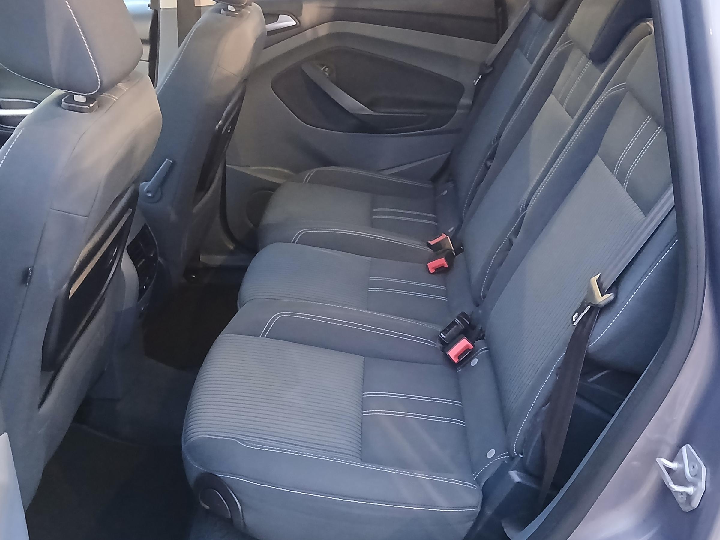 Ford C-MAX, 2011 - pohled č. 10