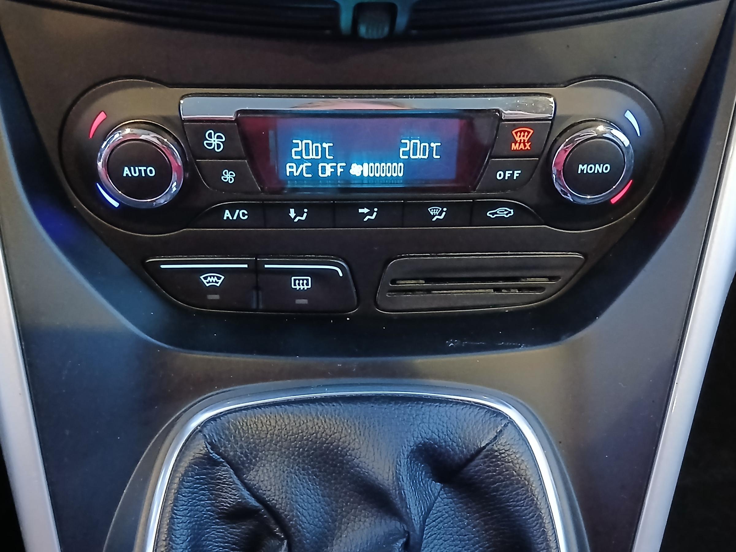 Ford C-MAX, 2011 - pohled č. 15