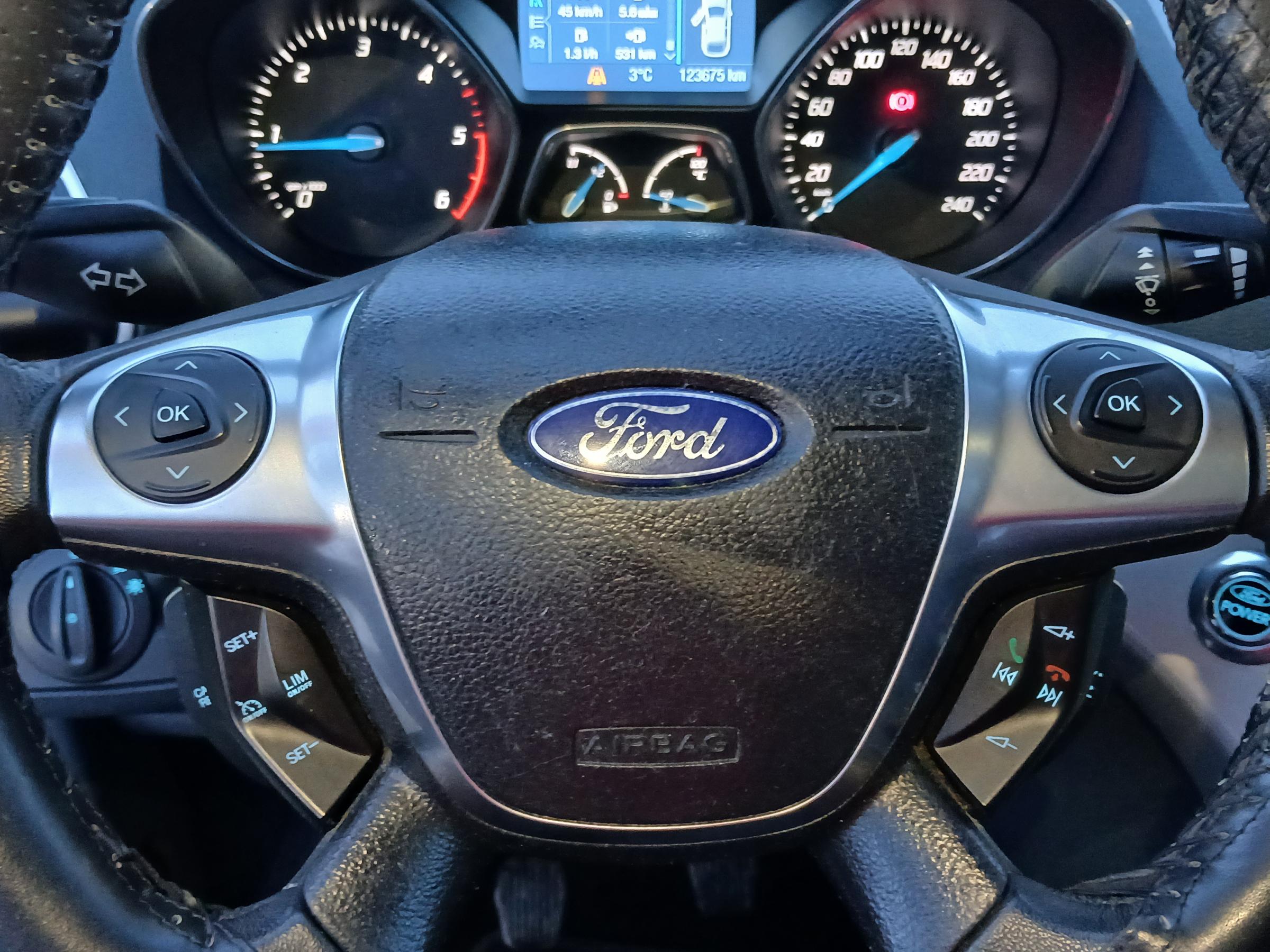 Ford C-MAX, 2011 - pohled č. 17