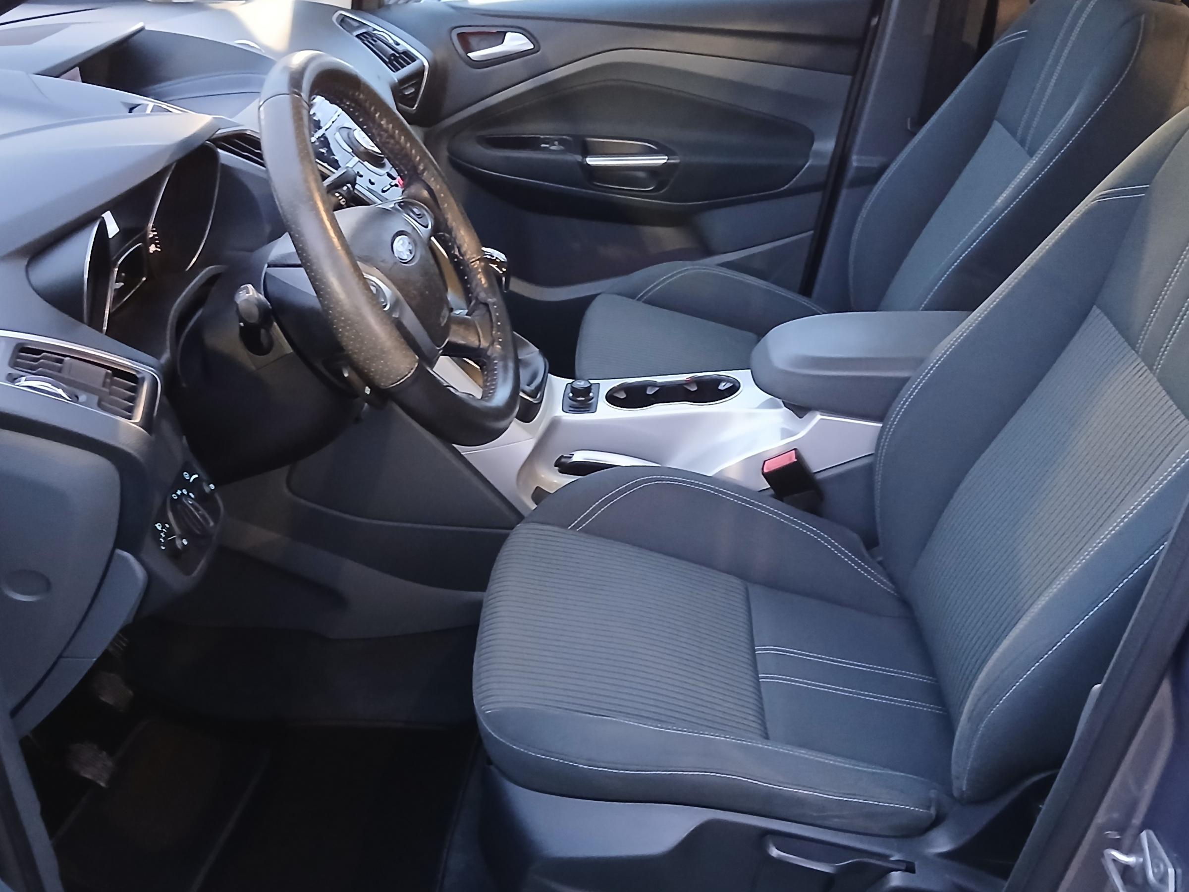 Ford C-MAX, 2011 - pohled č. 9