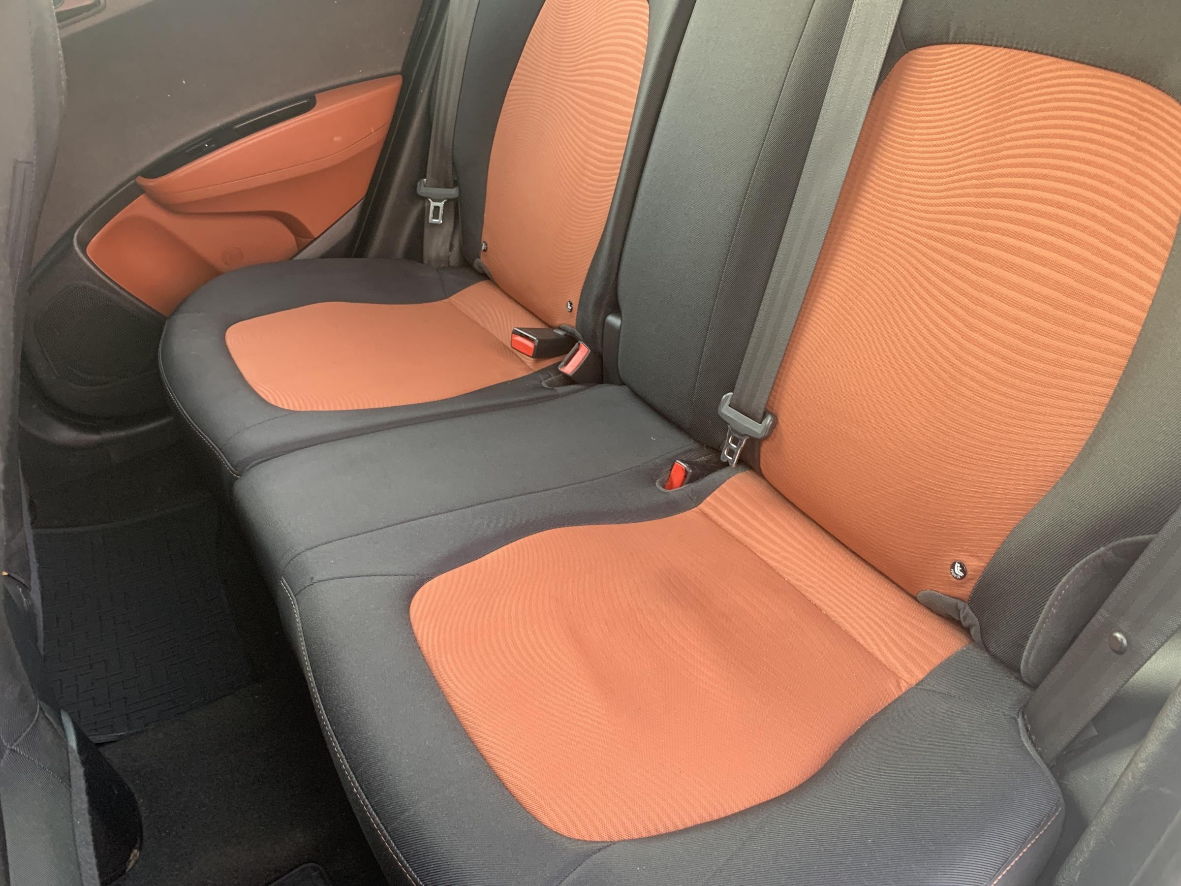 Hyundai i10, 2015 - pohled č. 10