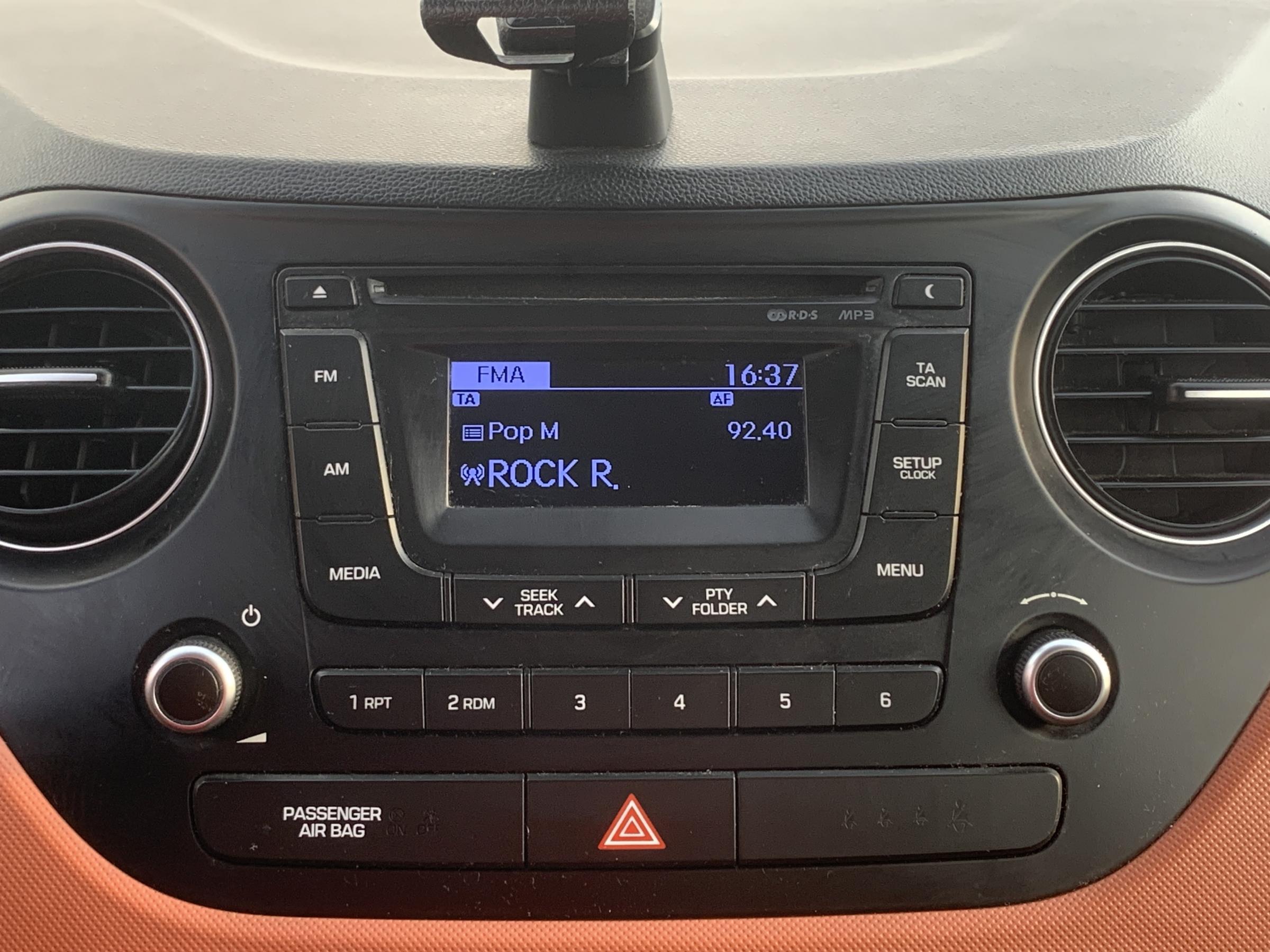 Hyundai i10, 2015 - pohled č. 15