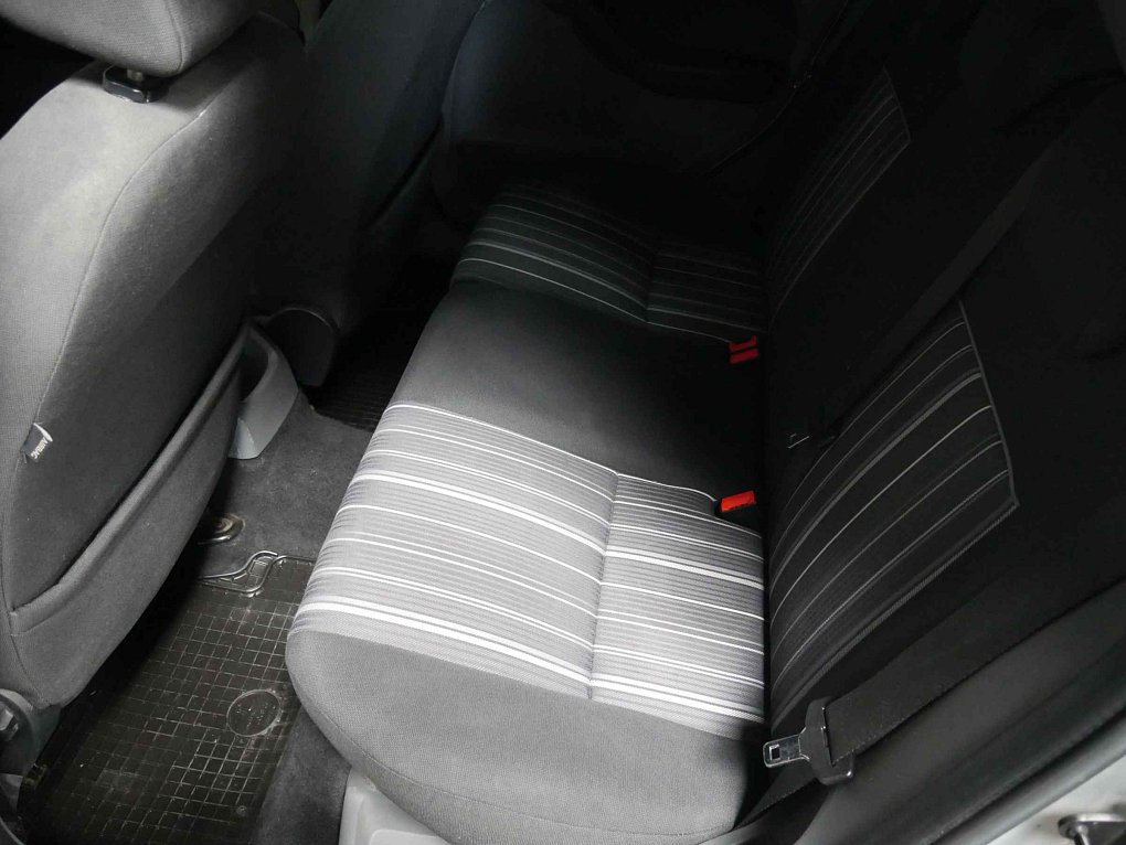 Ford Focus 1.6i 