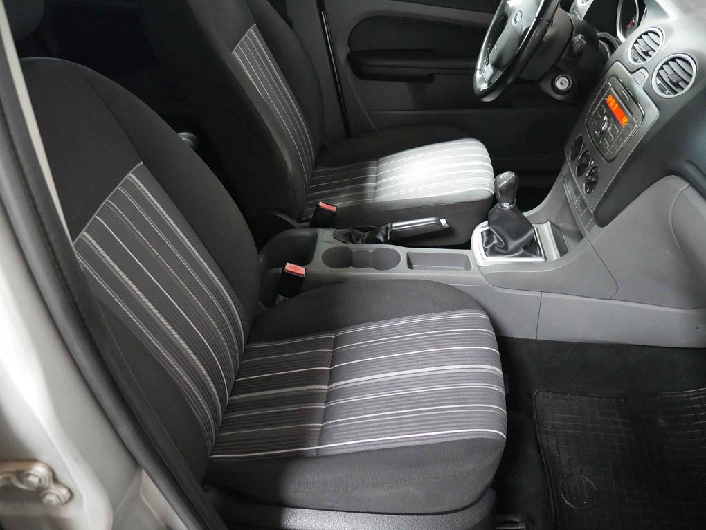 Ford Focus 1.6i 