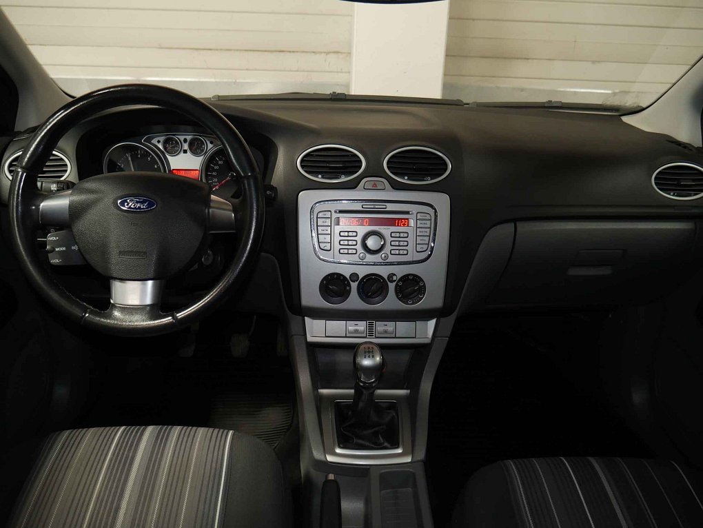 Ford Focus 1.6i 
