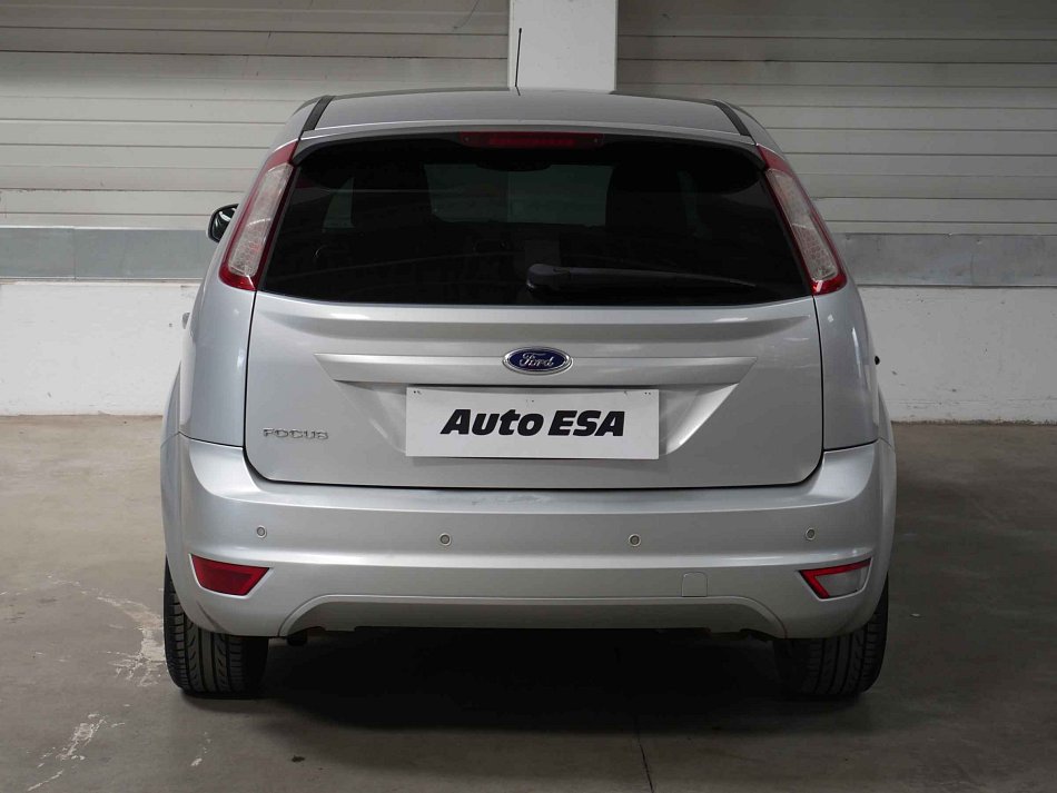 Ford Focus 1.6i 