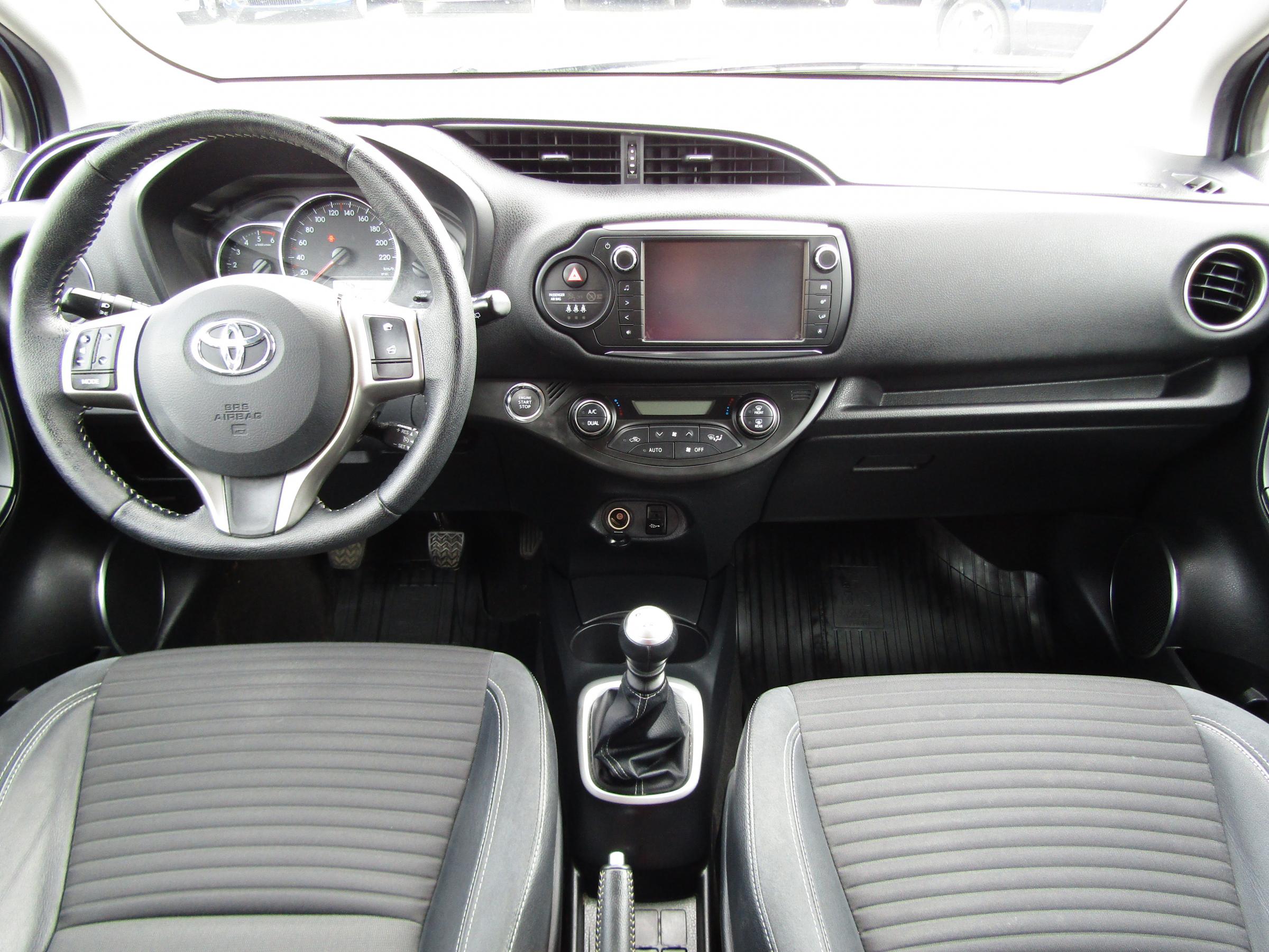 Toyota Yaris, 2014 - pohled č. 13