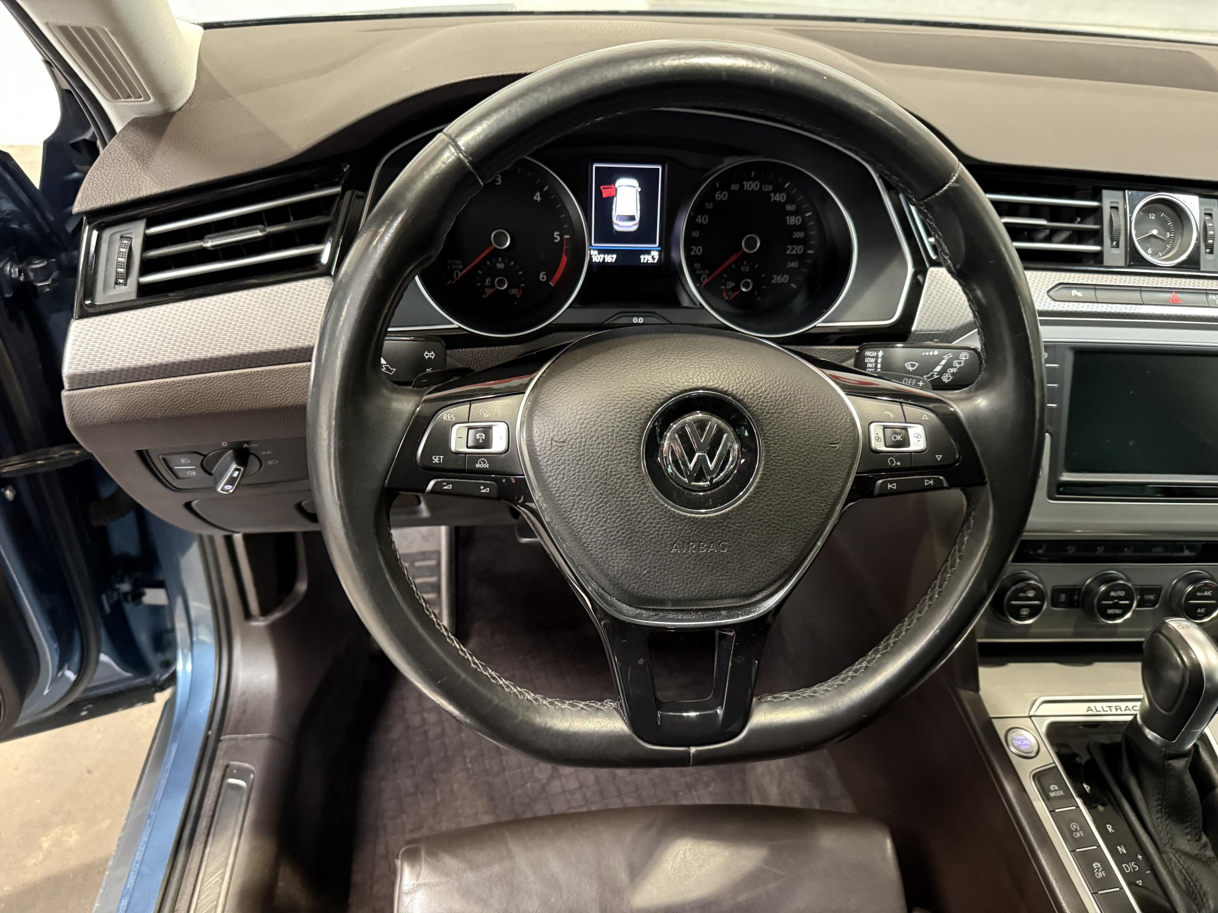 Volkswagen Passat, 2016 - pohled č. 17