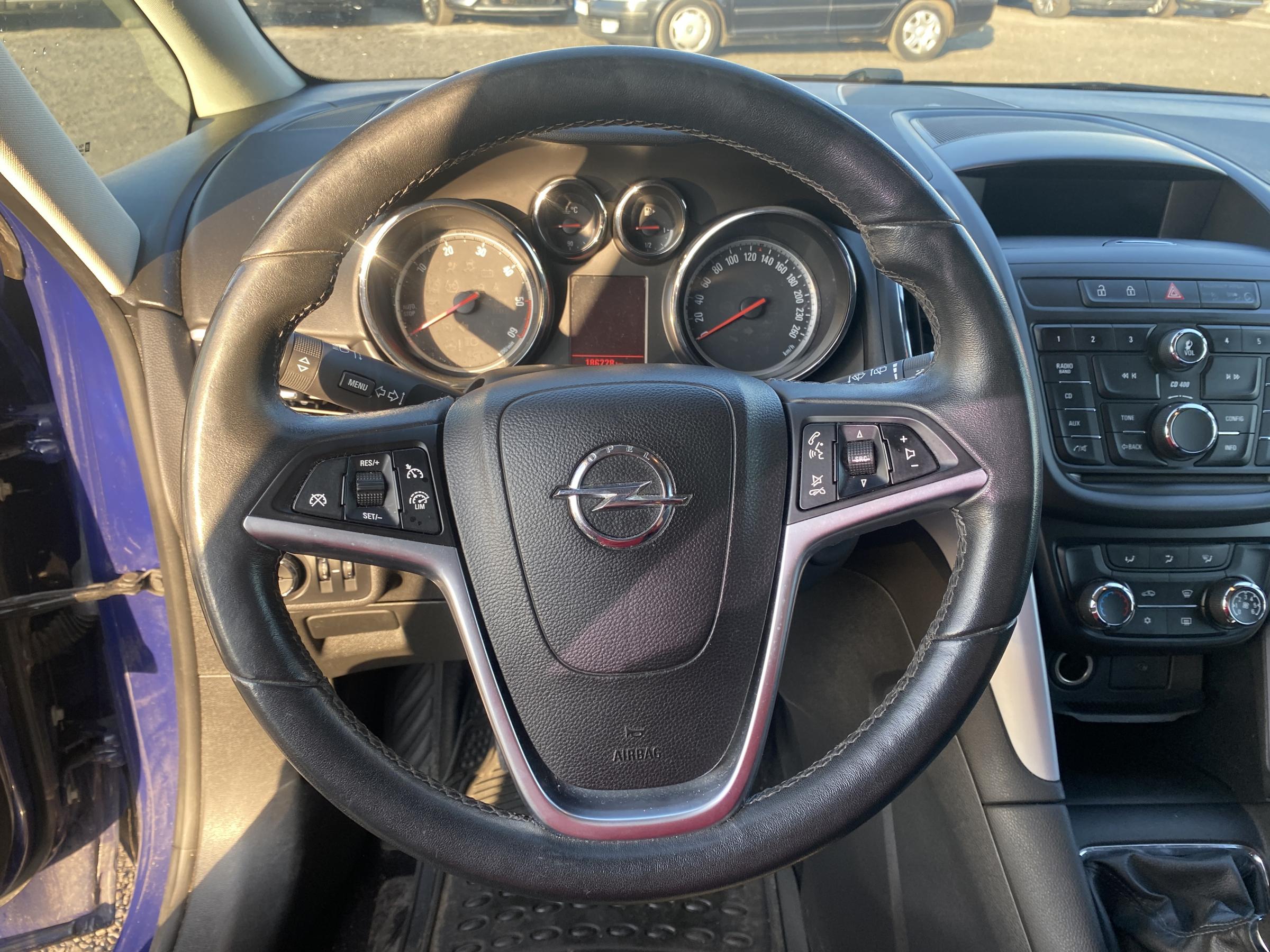 Opel Zafira, 2012 - pohled č. 13