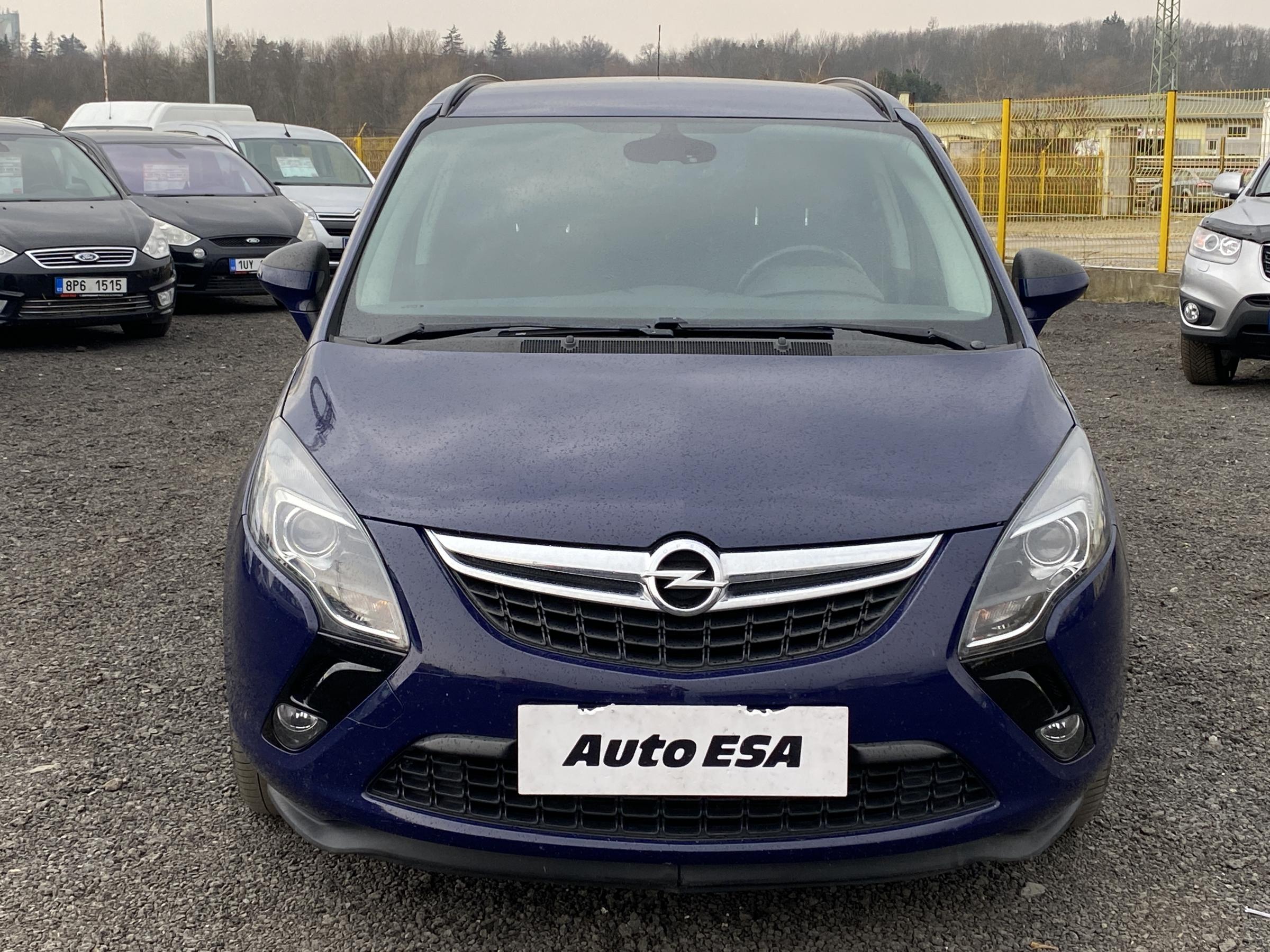 Opel Zafira, 2012 - pohled č. 2