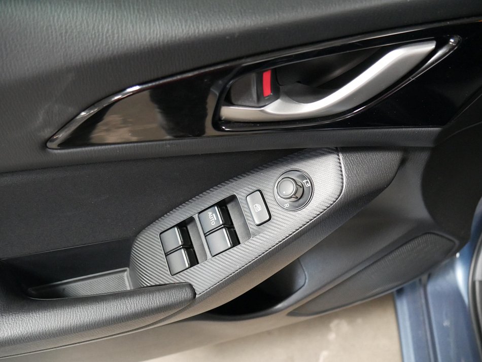 Mazda 3 2.0 i Comfort