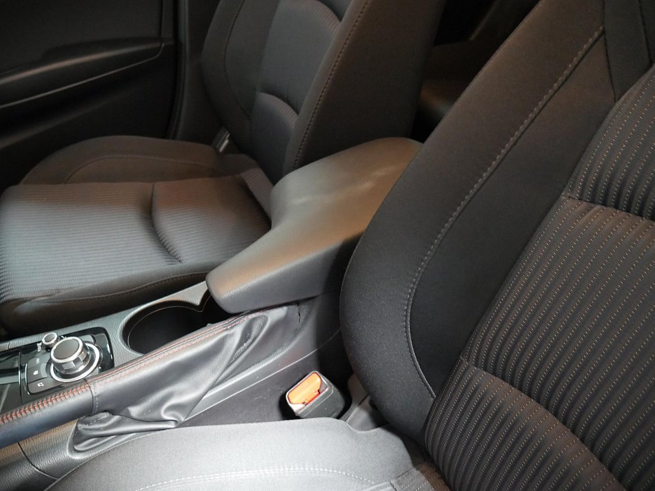 Mazda 3 2.0 i Comfort