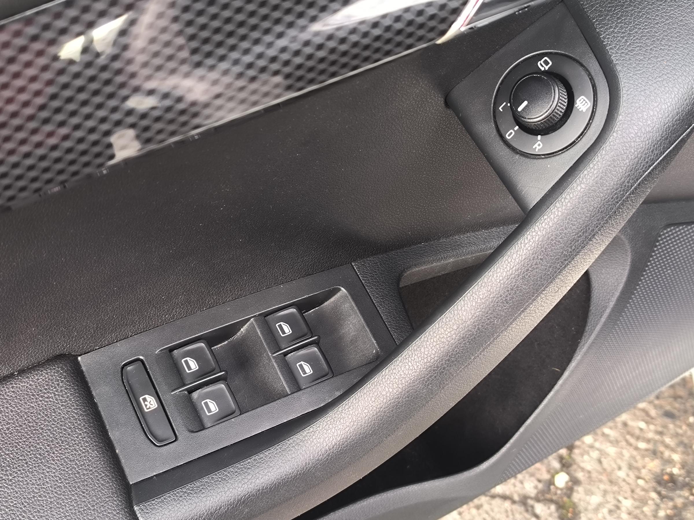 Škoda Octavia III, 2013 - pohled č. 20