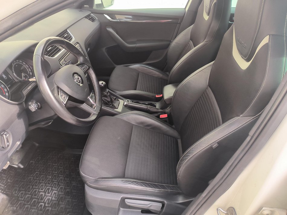 Škoda Octavia III 2.0 TDi RS