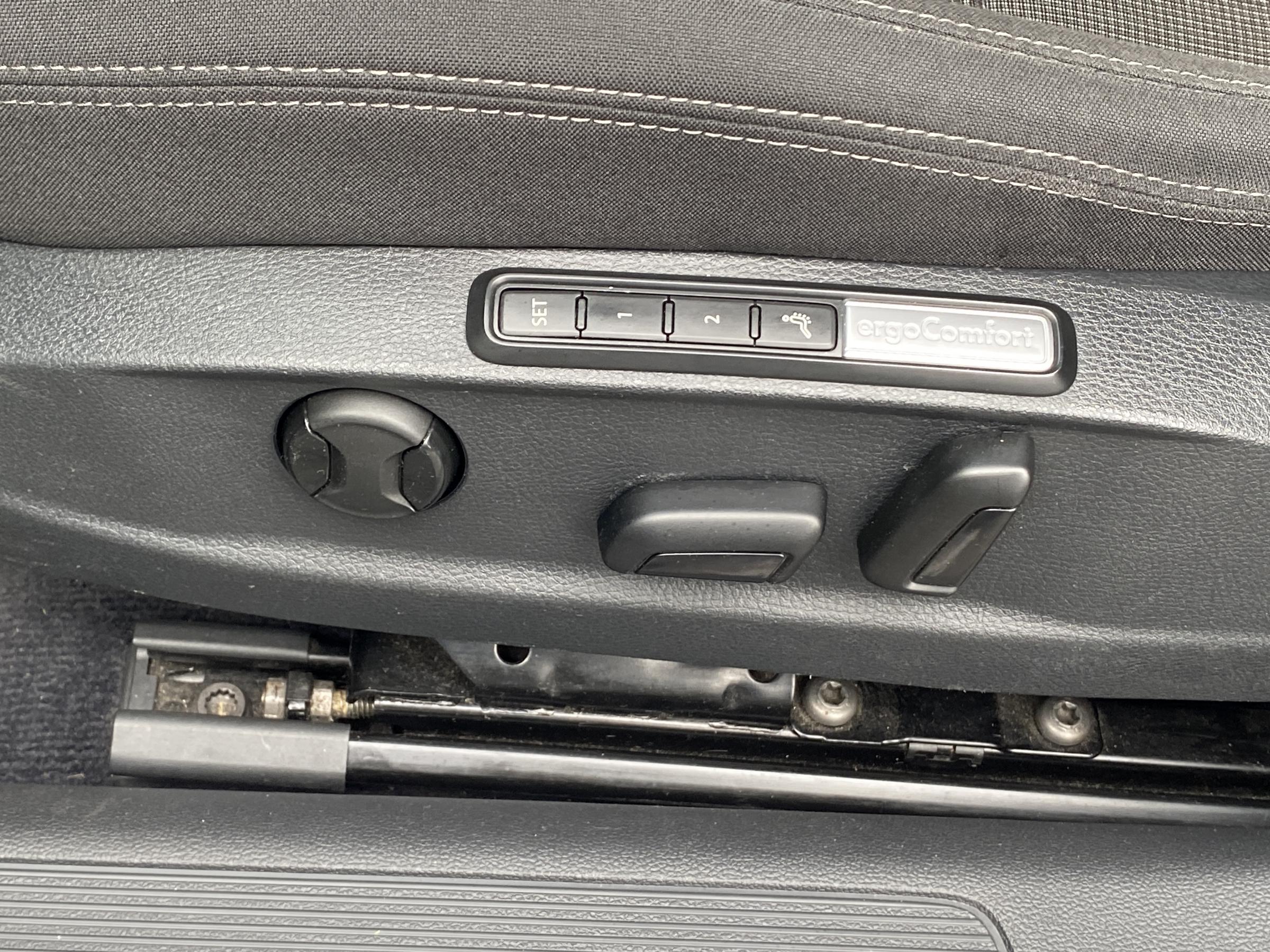 Volkswagen Passat, 2016 - pohled č. 12