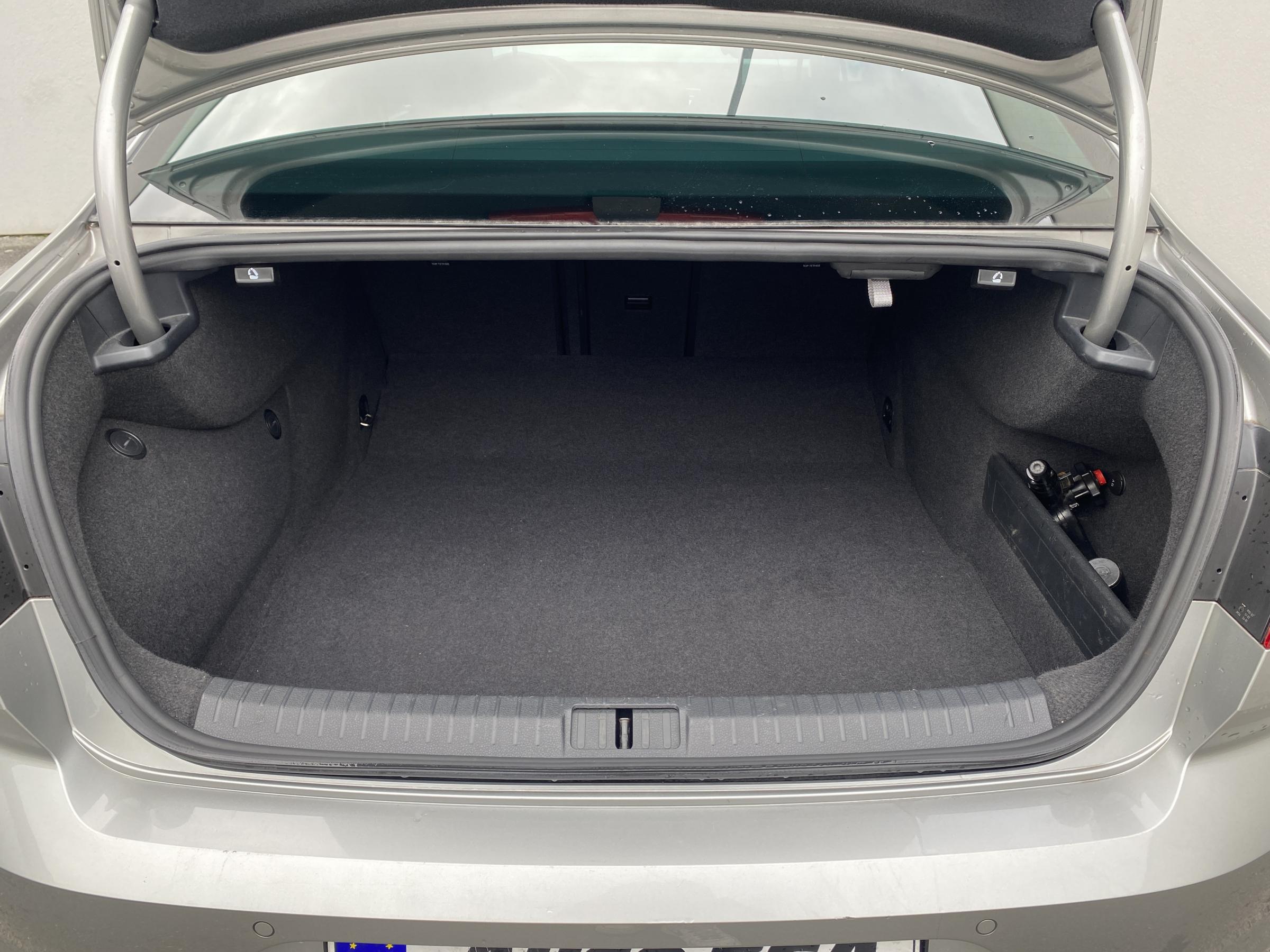 Volkswagen Passat, 2016 - pohled č. 7