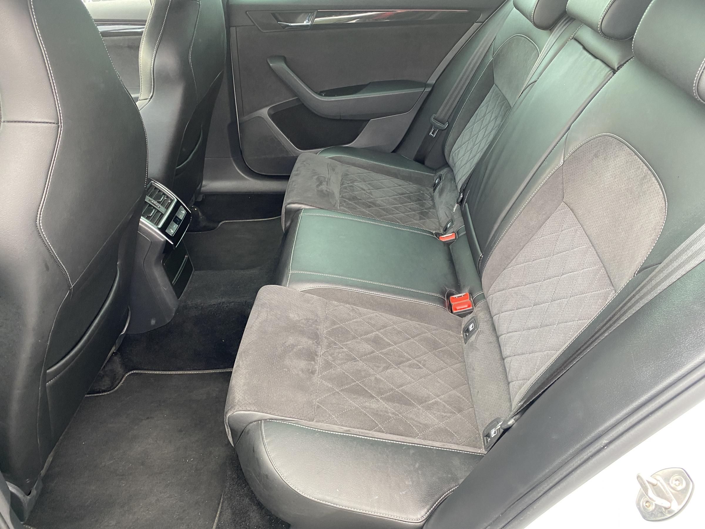 Škoda Superb III, 2018 - pohled č. 10