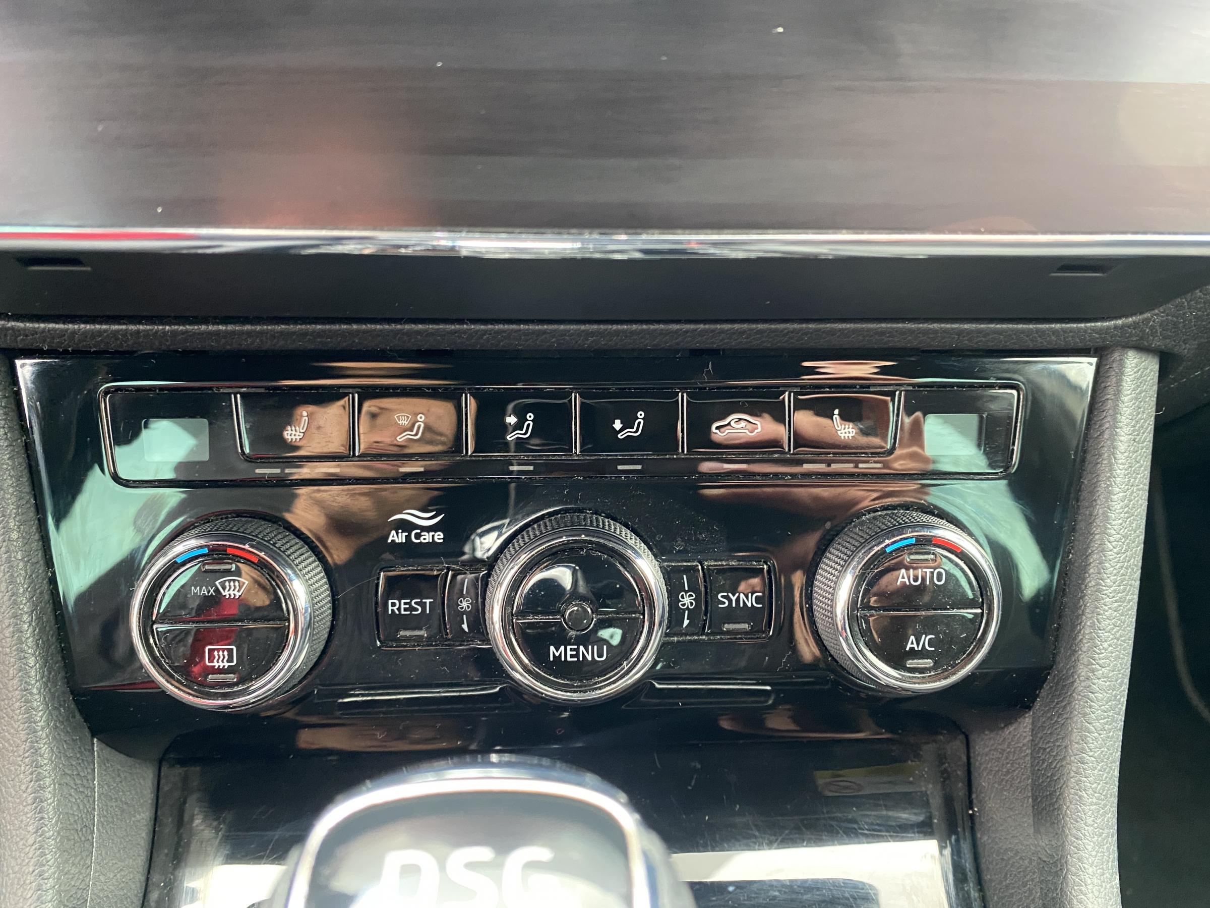 Škoda Superb III, 2018 - pohled č. 17