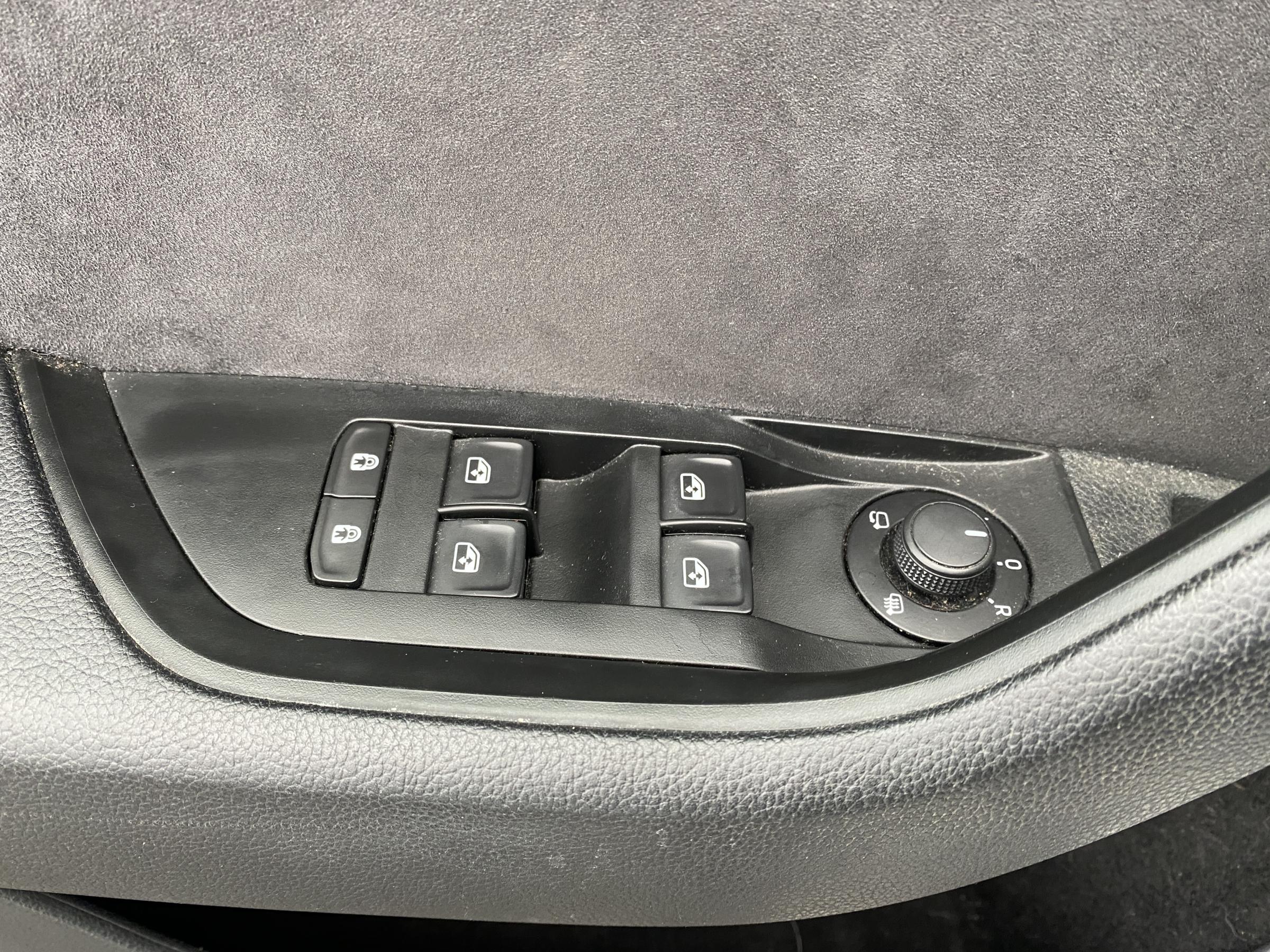 Škoda Superb III, 2018 - pohled č. 21