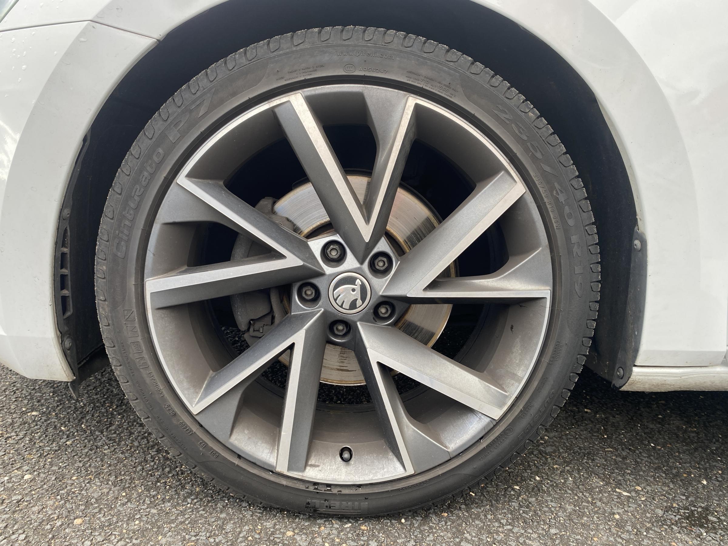 Škoda Superb III, 2018 - pohled č. 24