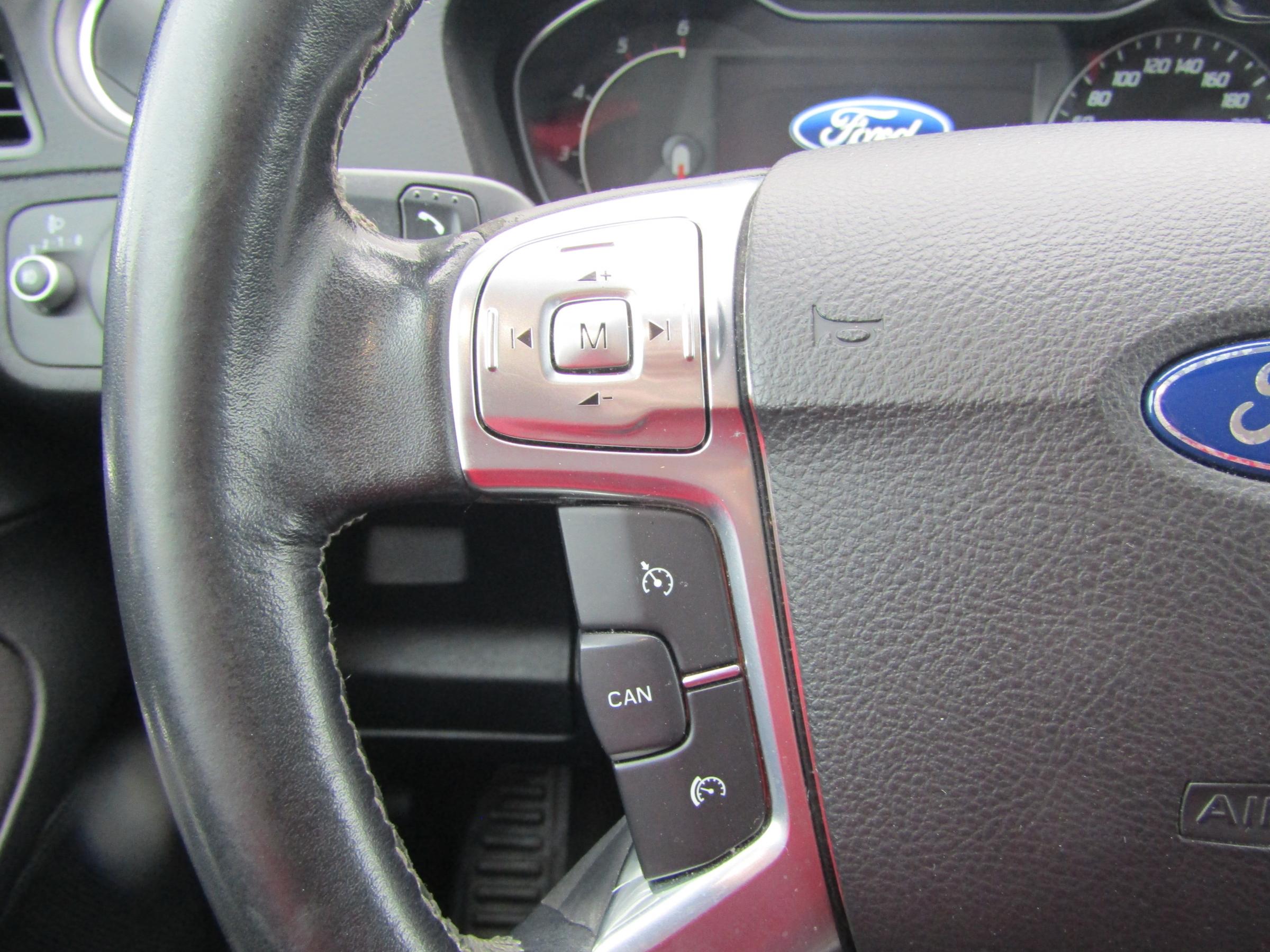 Ford S-MAX, 2012 - pohled č. 16