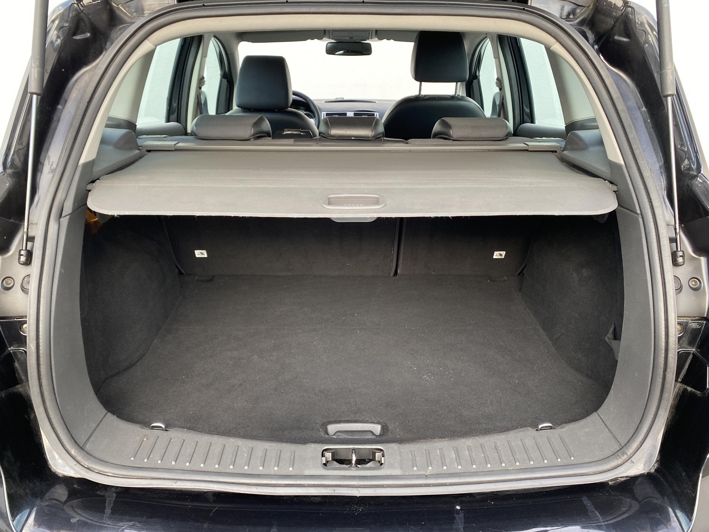 Ford Kuga, 2010 - pohled č. 7