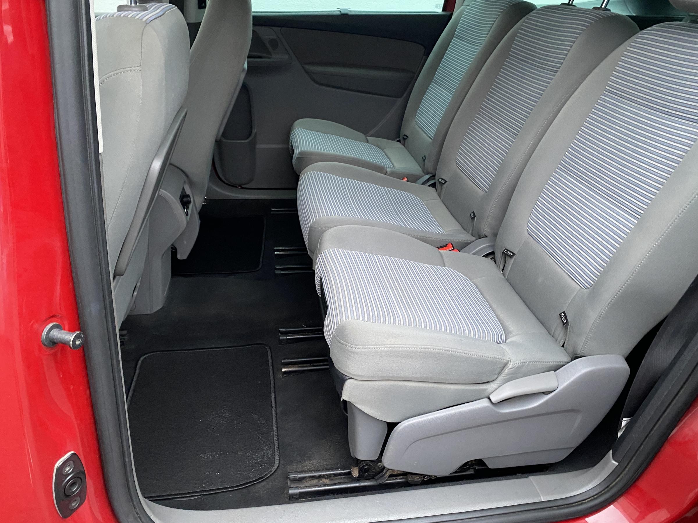 Seat Alhambra, 2013 - pohled č. 10