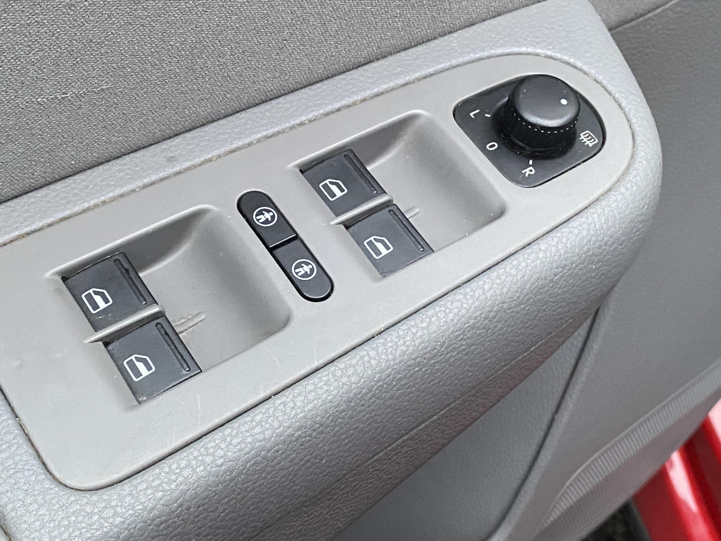 Seat Alhambra, 2013 - pohled č. 12