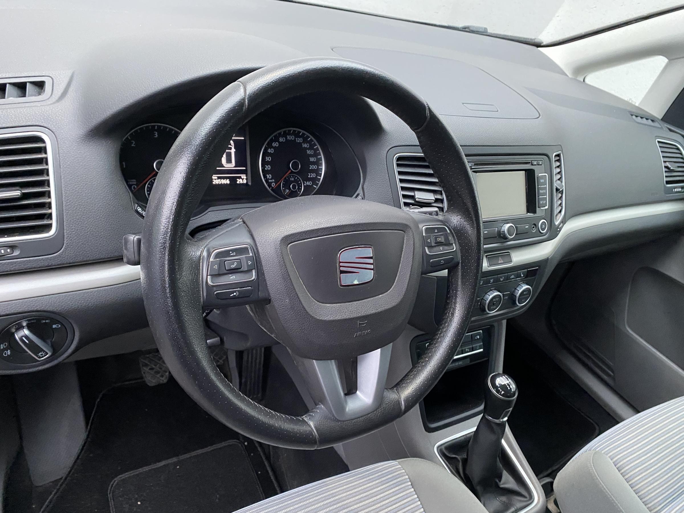 Seat Alhambra, 2013 - pohled č. 14