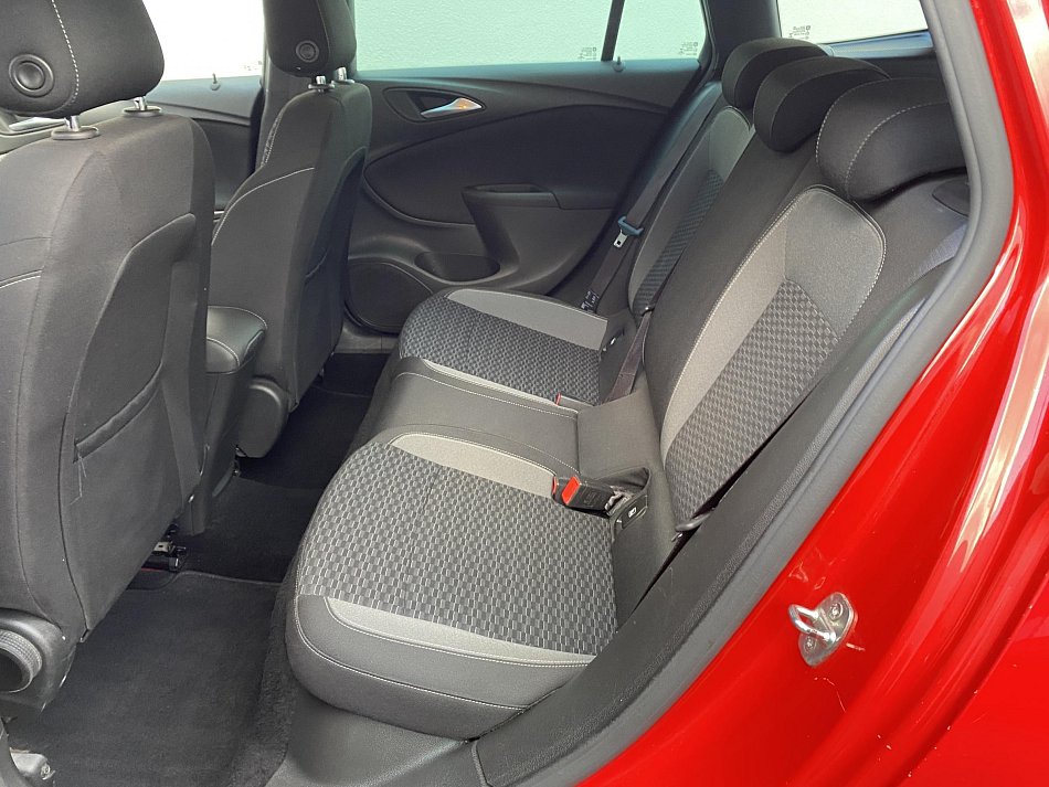 Opel Astra 1.2 T Edition