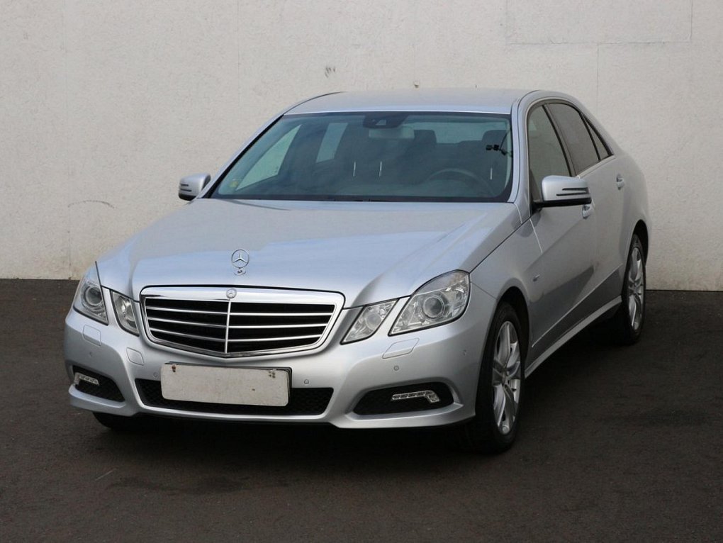 Mercedes-Benz Třída E 2.2 D 
