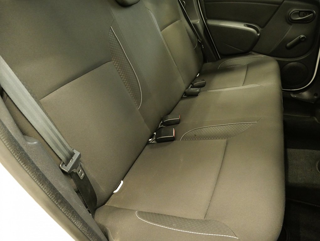 Dacia Duster 1.6i 