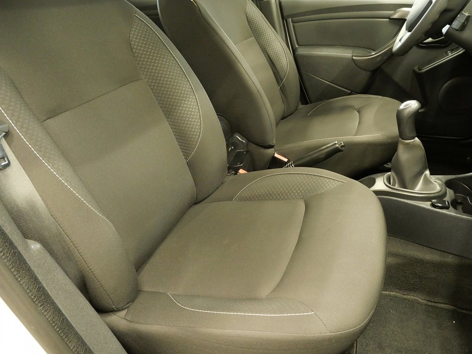 Dacia Duster 1.6i 