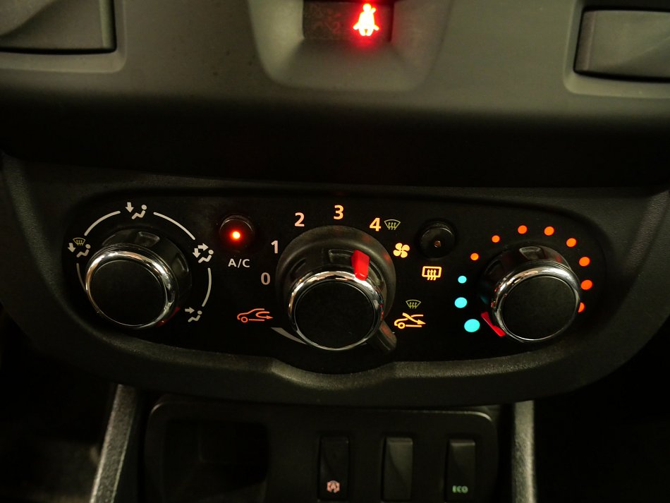 Dacia Duster 1.6i 