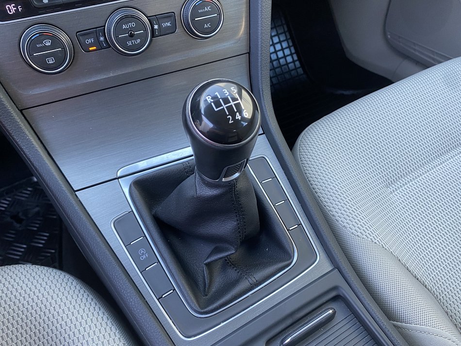 Volkswagen Golf 1.2TSi 