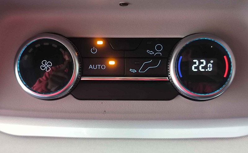 Ford Tourneo Custom 2.0TDCi Sport