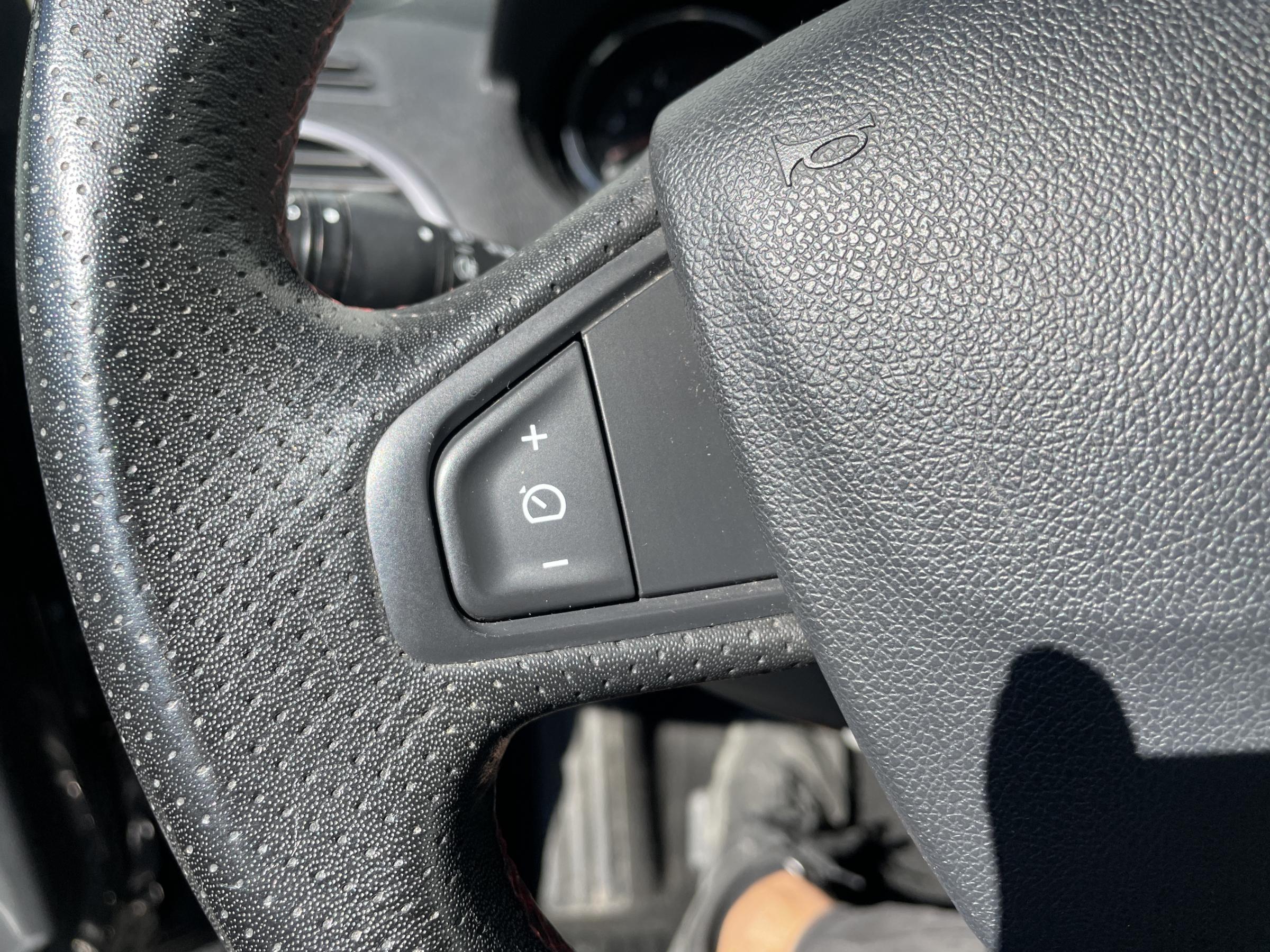 Renault Mégane, 2012 - pohled č. 15