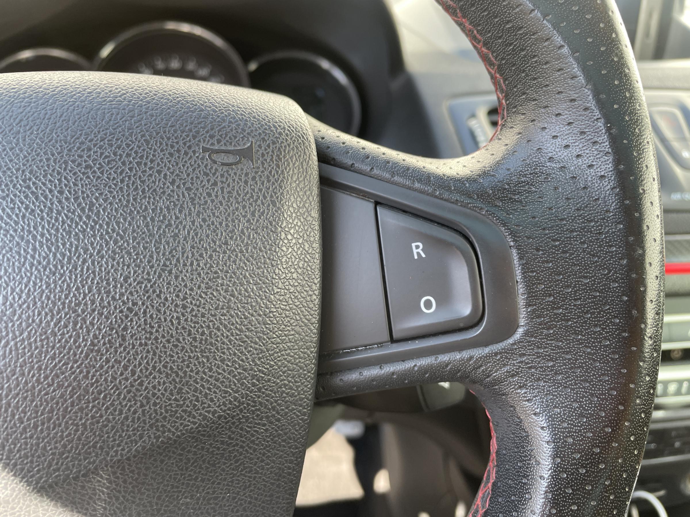 Renault Mégane, 2012 - pohled č. 16