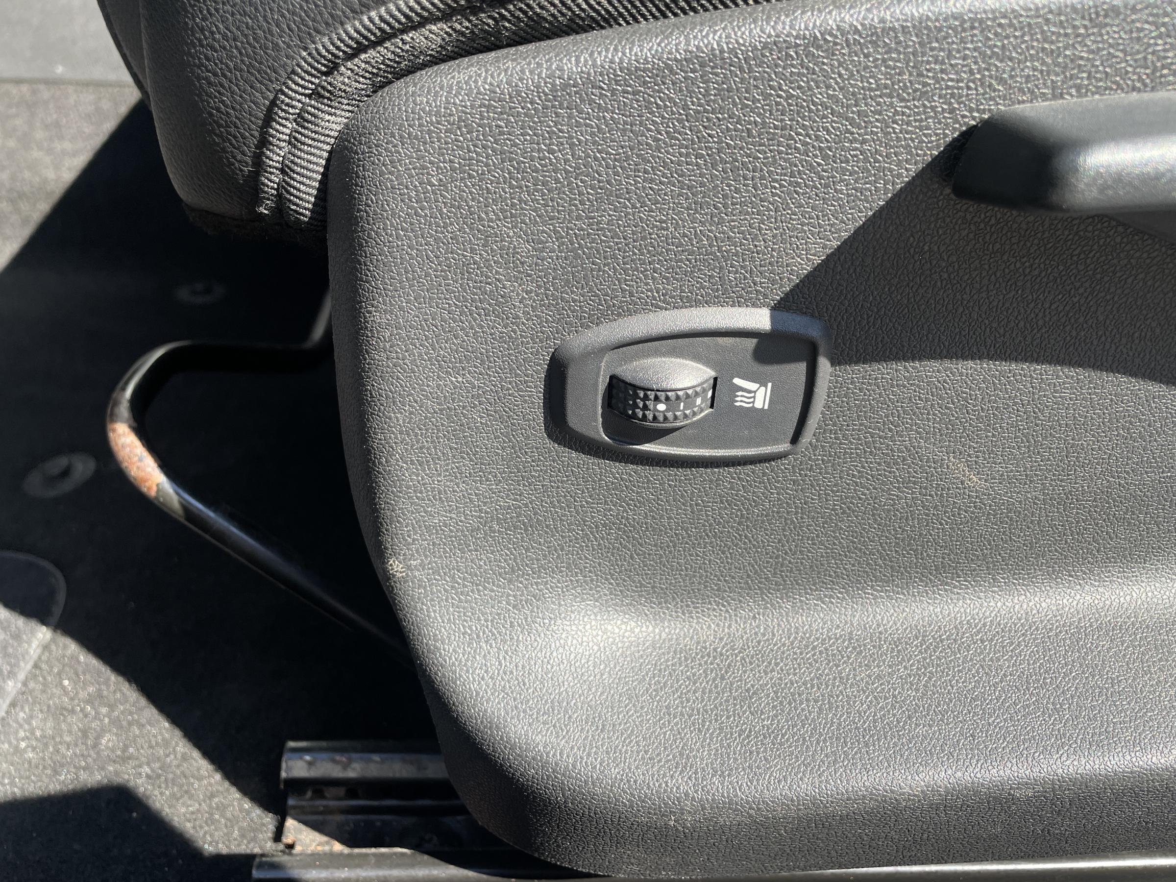 Renault Mégane, 2012 - pohled č. 17