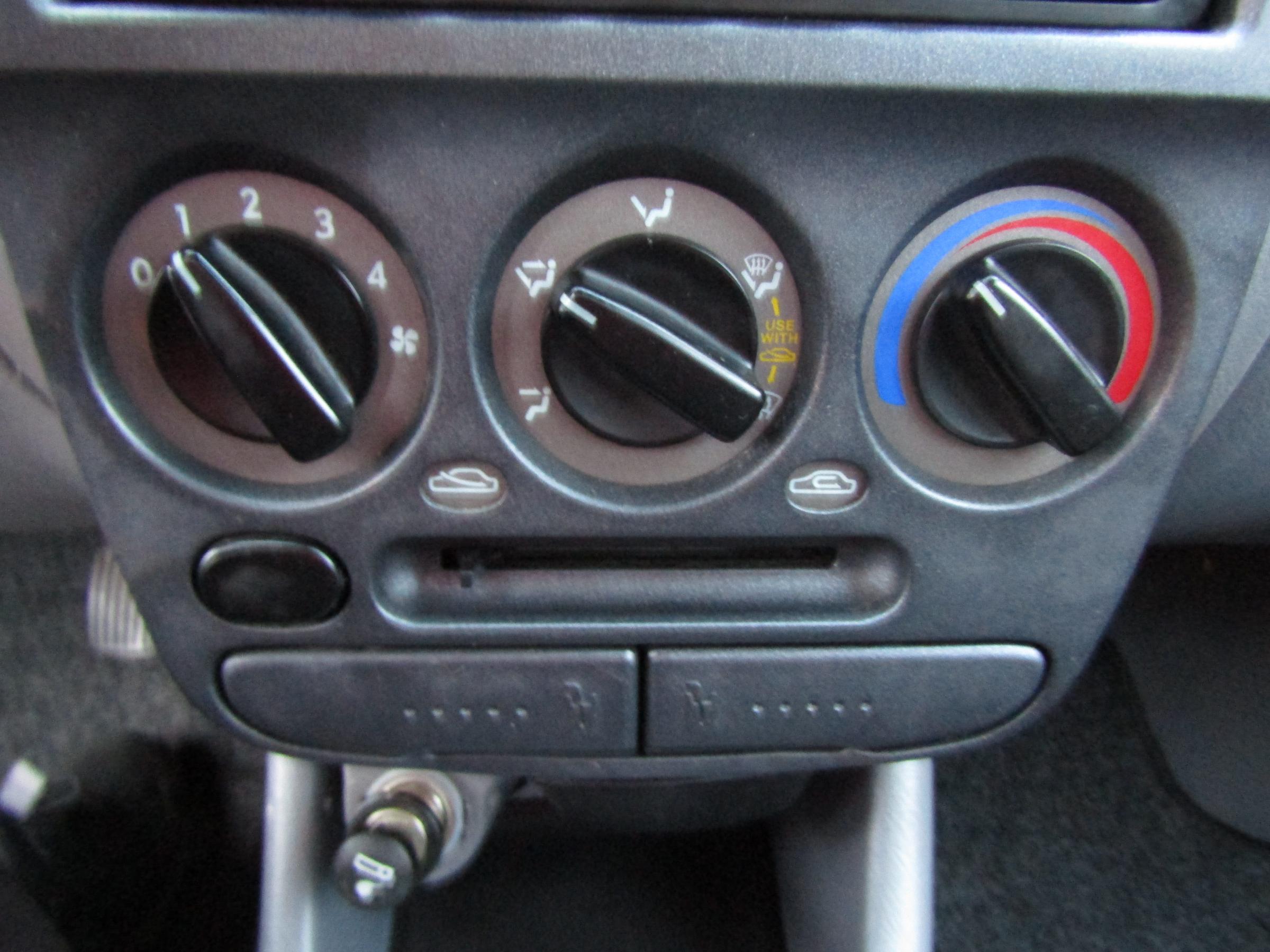 Hyundai Accent, 2004 - pohled č. 12